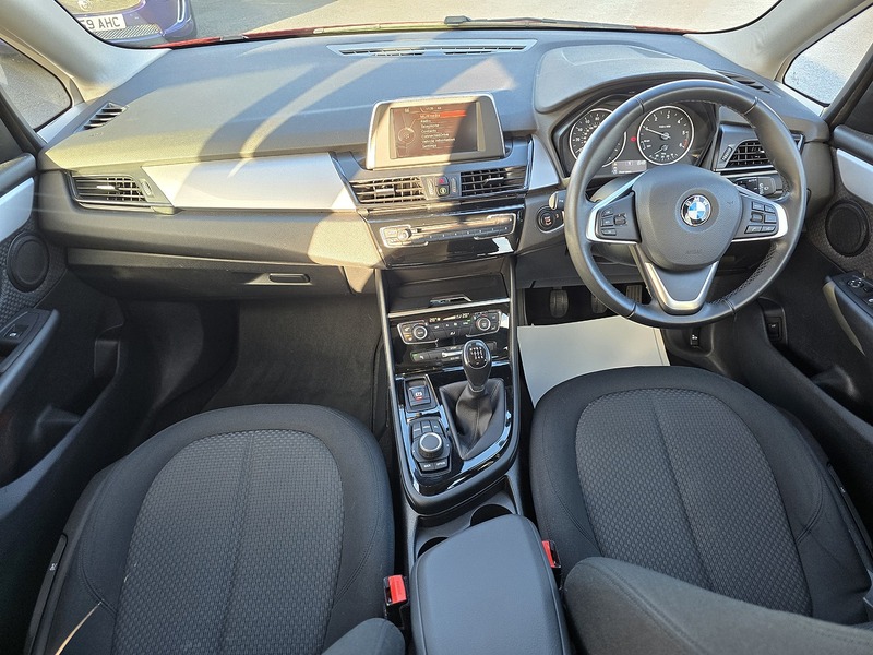 BMW 2 Series Active Tourer 216d SE - U91535