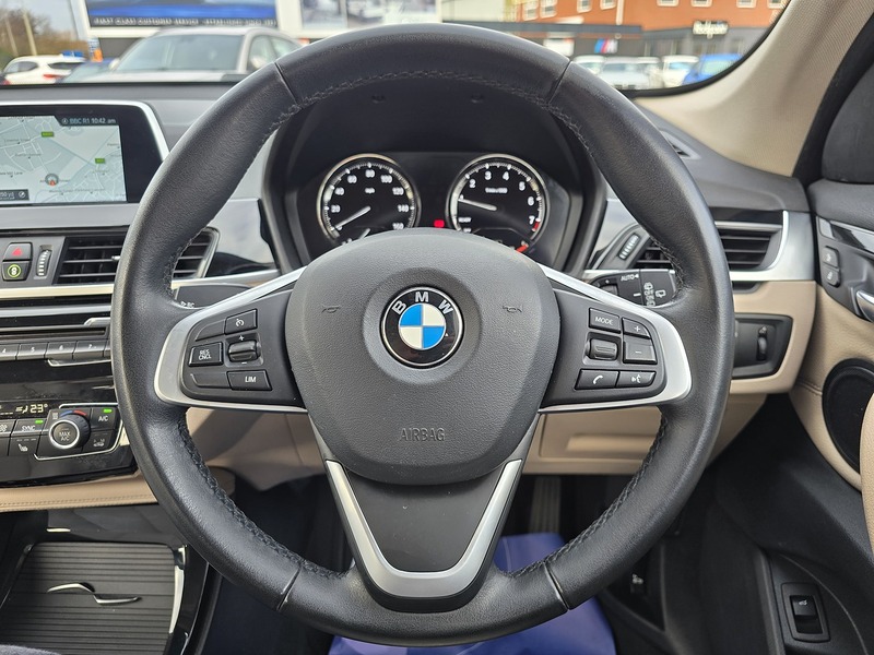 BMW X1 18i xLine - U91550
