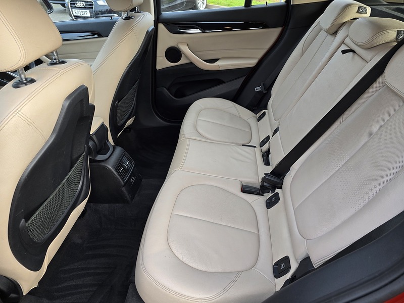 BMW X1 18i xLine - U91550