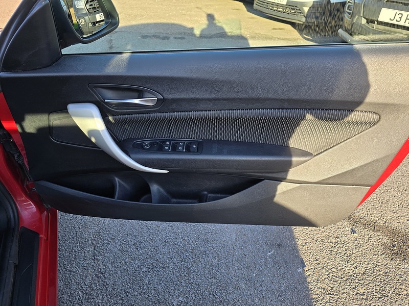 BMW 2 Series 218i SE - U91559