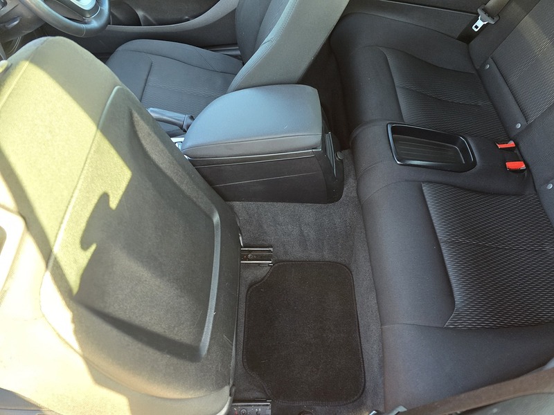 BMW 2 Series 218i SE - U91559