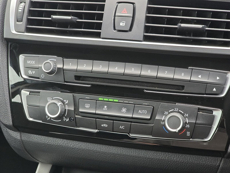 BMW 2 Series 218i SE - U91564