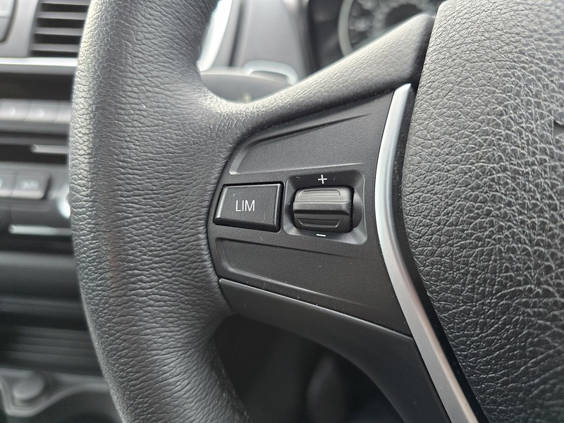 BMW 2 Series 218i SE - U91564