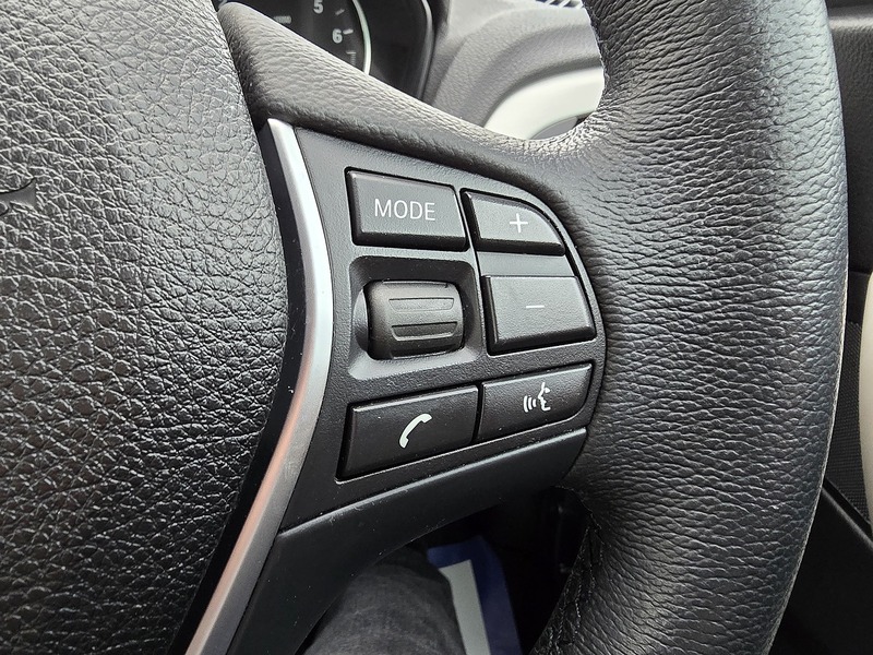 BMW 2 Series 218i SE - U91564