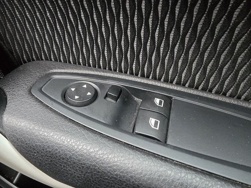 BMW 2 Series 218i SE - U91564