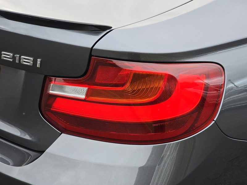 BMW 2 Series 218i SE - U91564