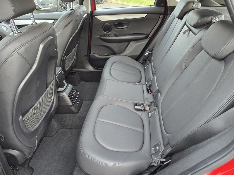 BMW 2 Series Active Tourer 218d SE - U91565