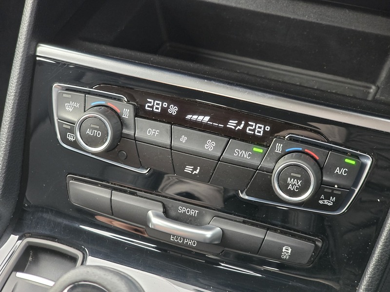 BMW 2 Series Active Tourer 218d SE - U91565