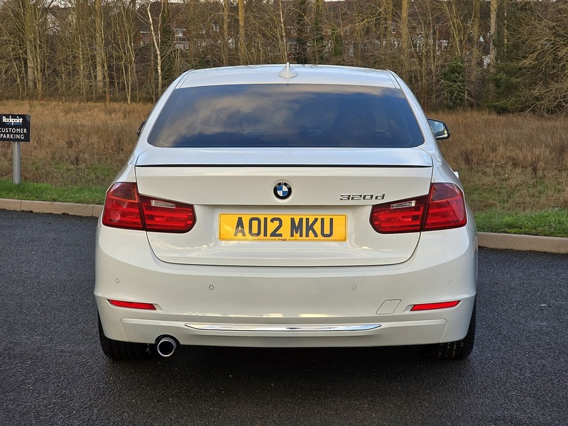 BMW 3 Series 320d Luxury - U91573