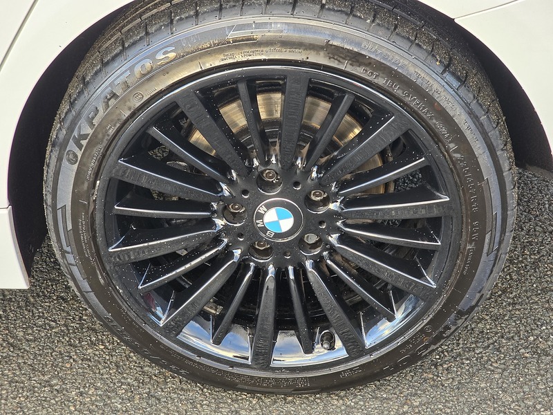 BMW 3 Series 320d Luxury - U91573