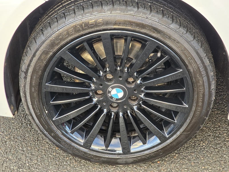 BMW 3 Series 320d Luxury - U91573