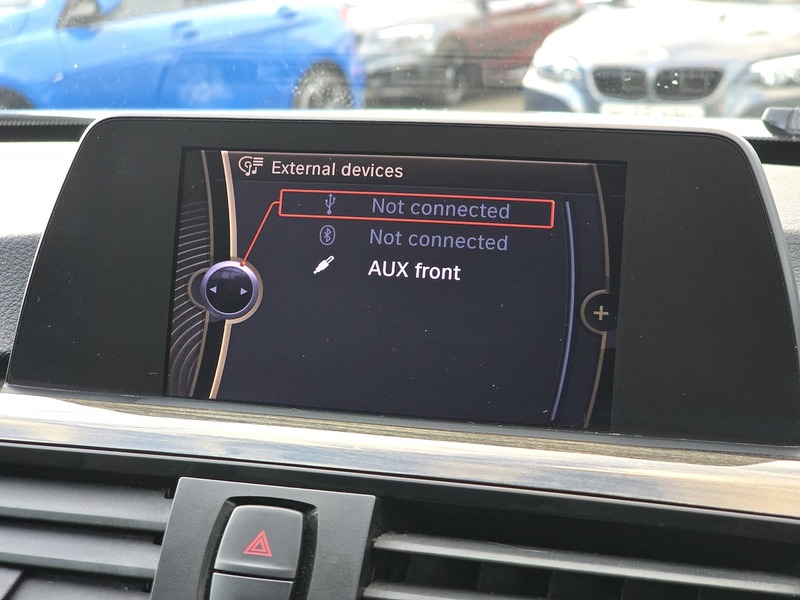 BMW 3 Series 320d Luxury - U91573