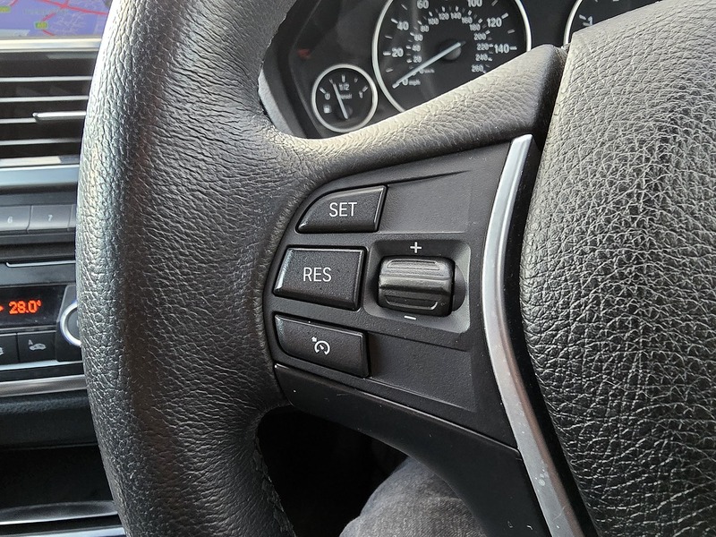 BMW 3 Series 320d Luxury - U91573