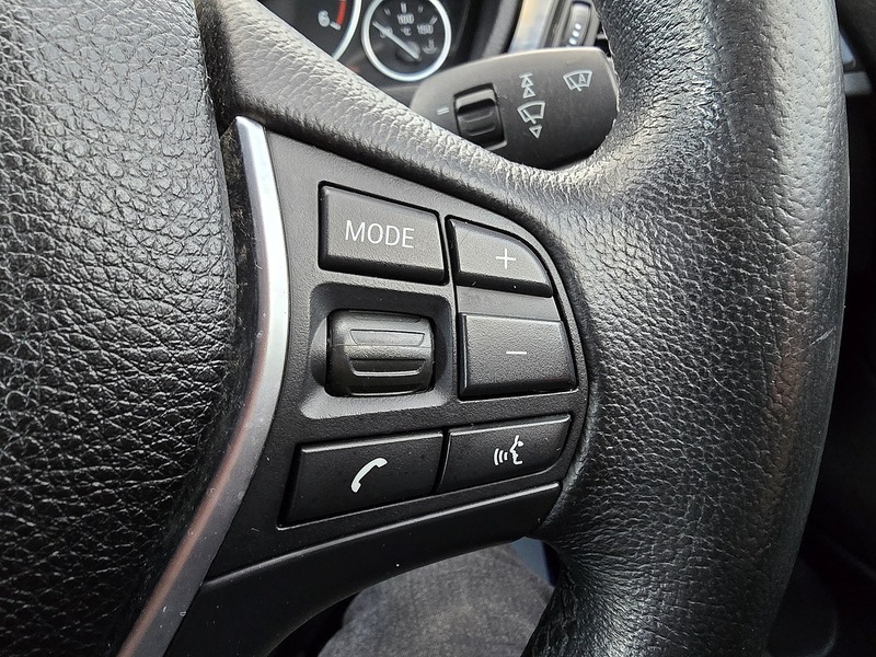 BMW 3 Series 320d Luxury - U91573