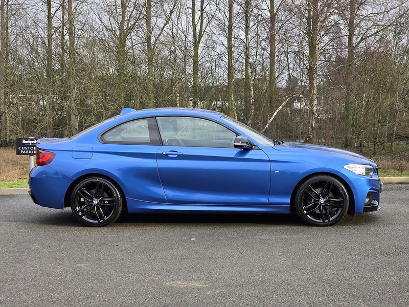 BMW 2 Series 220d M Sport - U91589