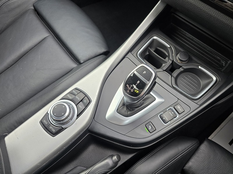 BMW 2 Series 220d M Sport - U91589