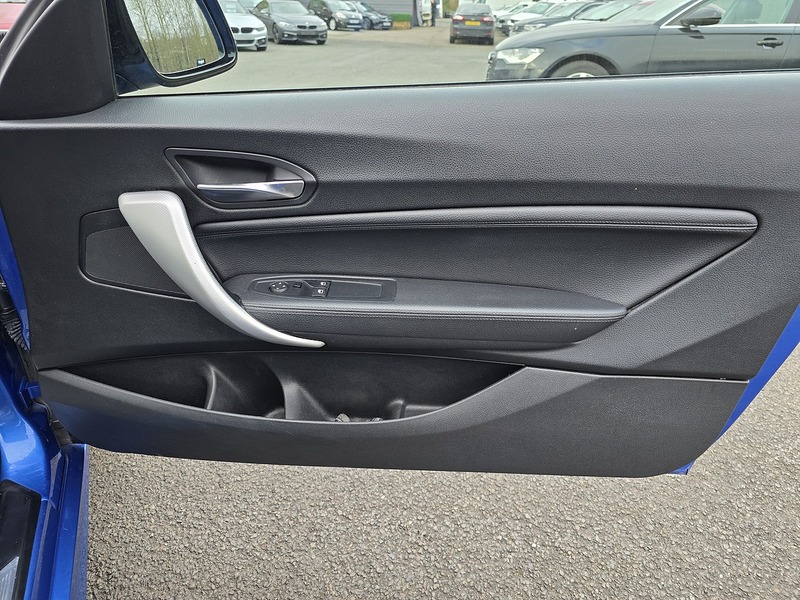 BMW 2 Series 220d M Sport - U91589