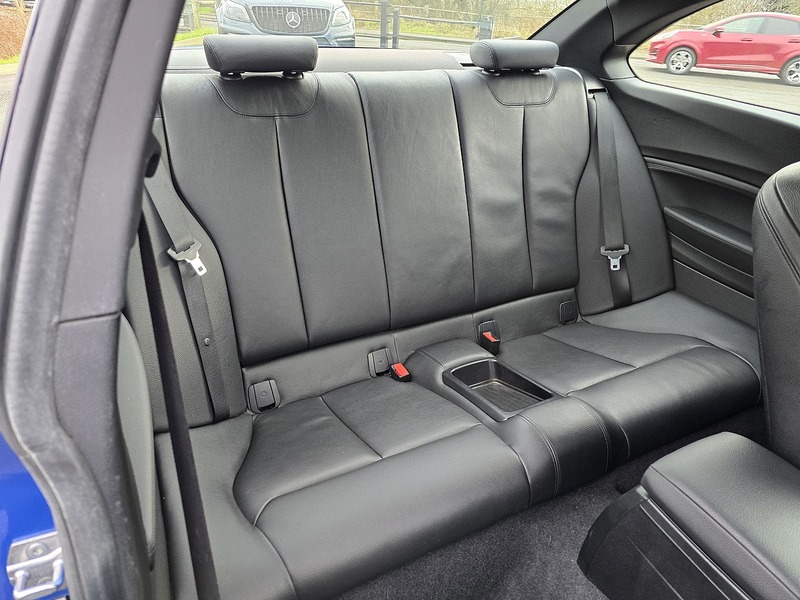 BMW 2 Series 220d M Sport - U91589