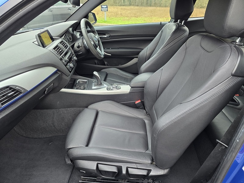 BMW 2 Series 220d M Sport - U91589