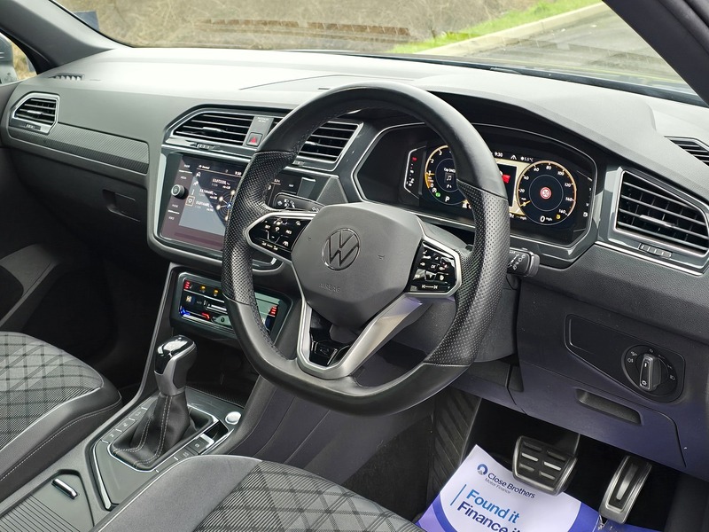 Volkswagen Tiguan TSI R-Line - U91595