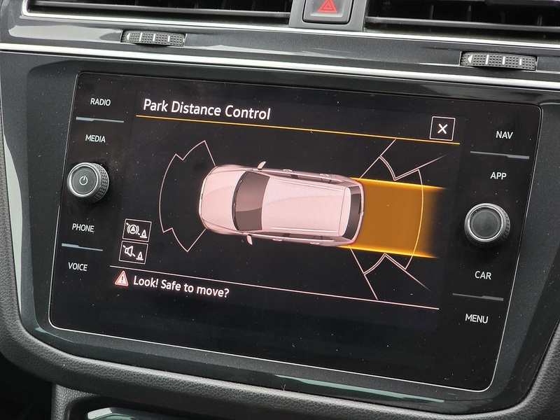 Volkswagen Tiguan TSI R-Line - U91595