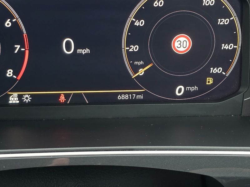 Volkswagen Tiguan TSI R-Line - U91595