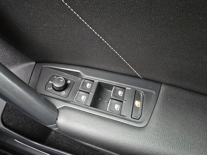 Volkswagen Tiguan TSI R-Line - U91595