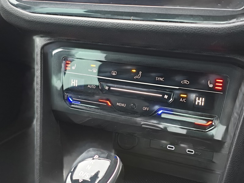 Volkswagen Tiguan TSI R-Line - U91595