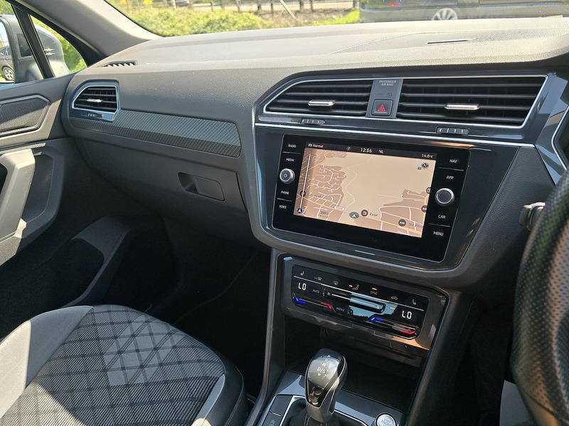 Volkswagen Tiguan TSI R-Line - U91595