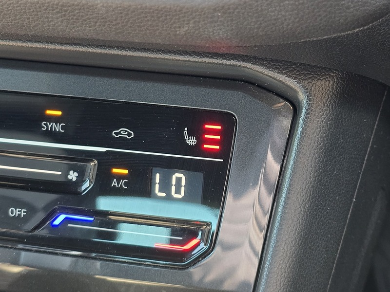 Volkswagen Tiguan TSI R-Line - U91595