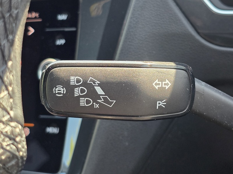 Volkswagen Tiguan TSI R-Line - U91595