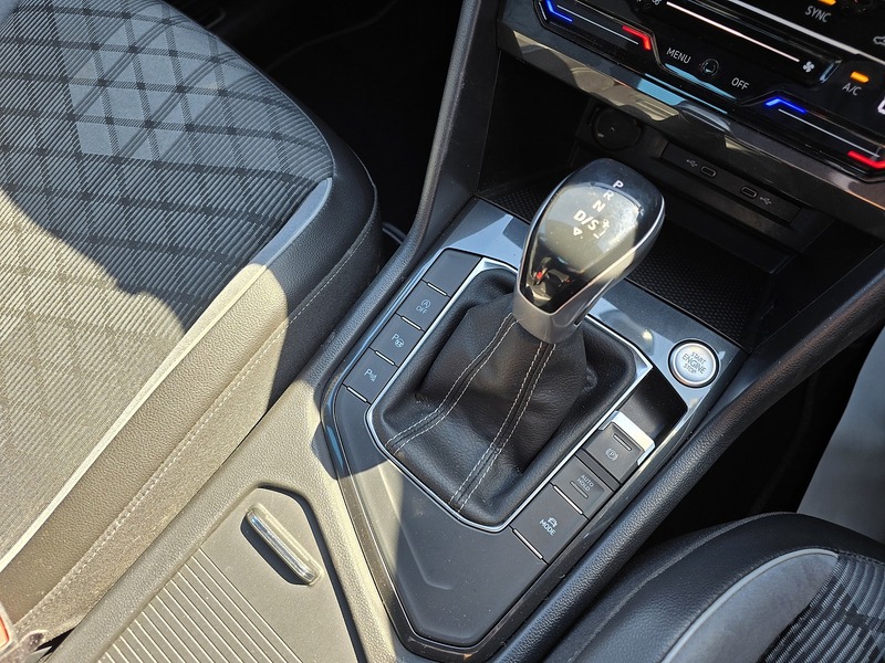 Volkswagen Tiguan TSI R-Line - U91595
