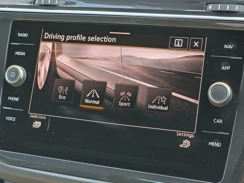 Volkswagen Tiguan TSI R-Line - U91595