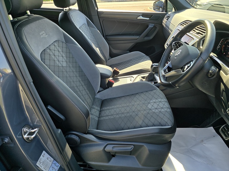 Volkswagen Tiguan TSI R-Line - U91595