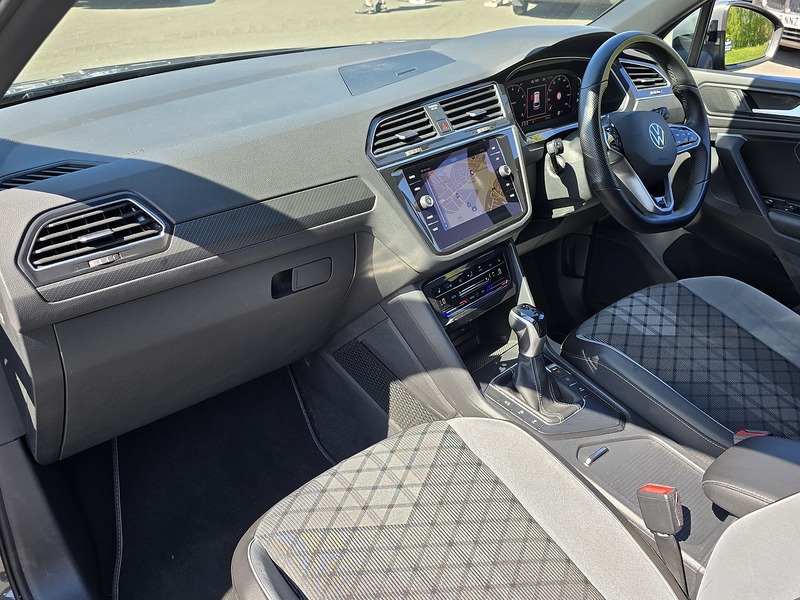 Volkswagen Tiguan TSI R-Line - U91595