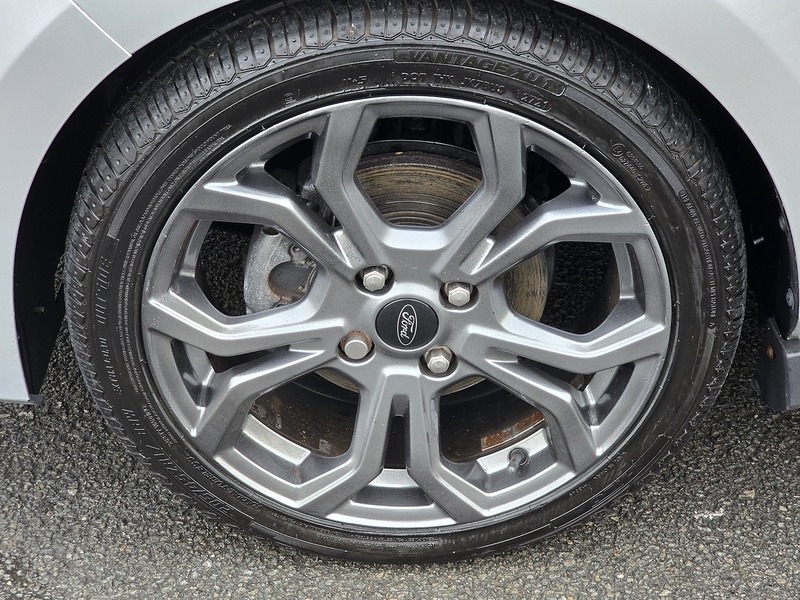 Ford Fiesta T EcoBoost ST-Line - U91603