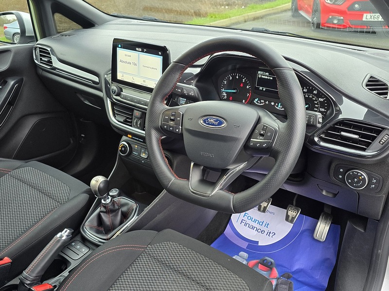 Ford Fiesta T EcoBoost ST-Line - U91603