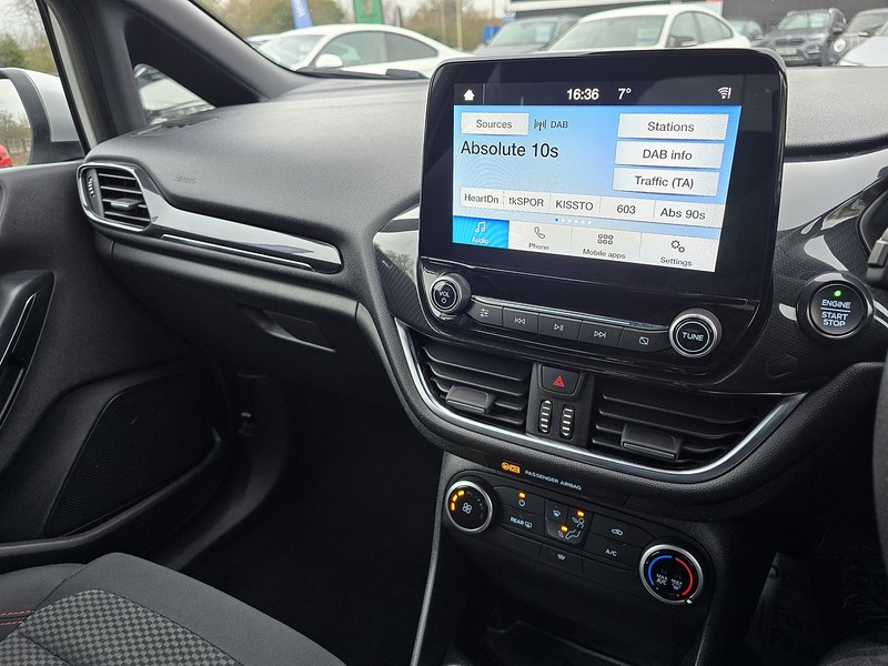 Ford Fiesta T EcoBoost ST-Line - U91603