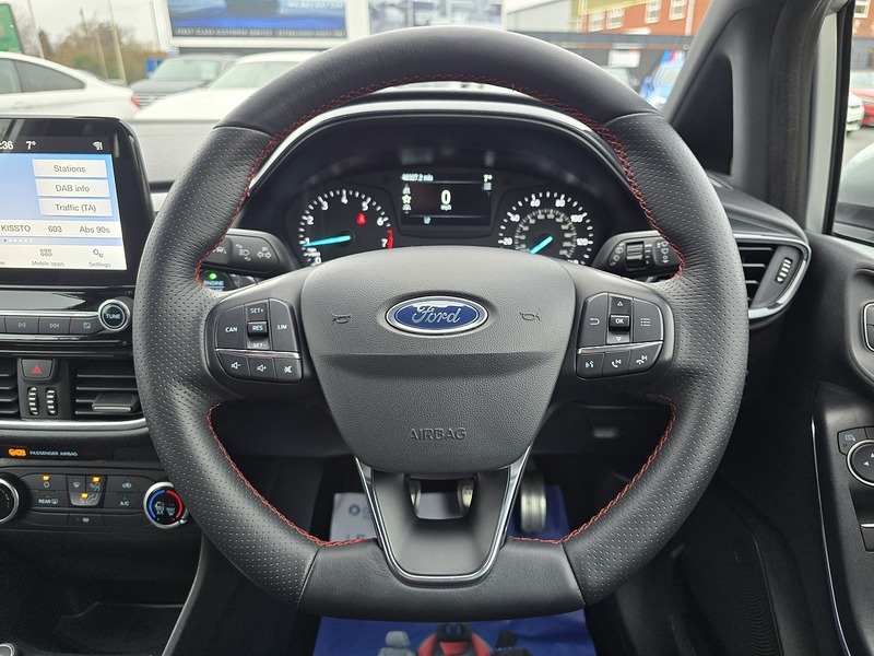 Ford Fiesta T EcoBoost ST-Line - U91603