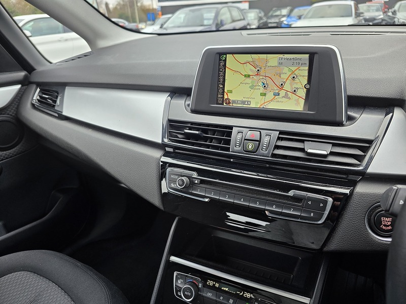 BMW 2 Series Active Tourer 216d SE - U91606