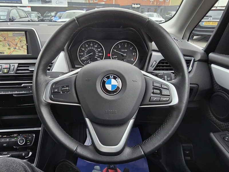 BMW 2 Series Active Tourer 216d SE - U91606