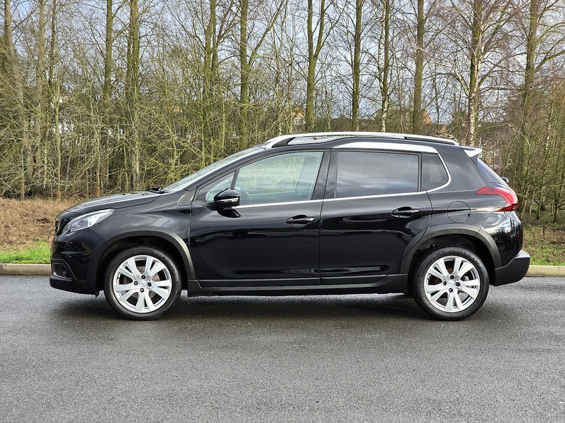 Peugeot 2008 PureTech Allure - U91610