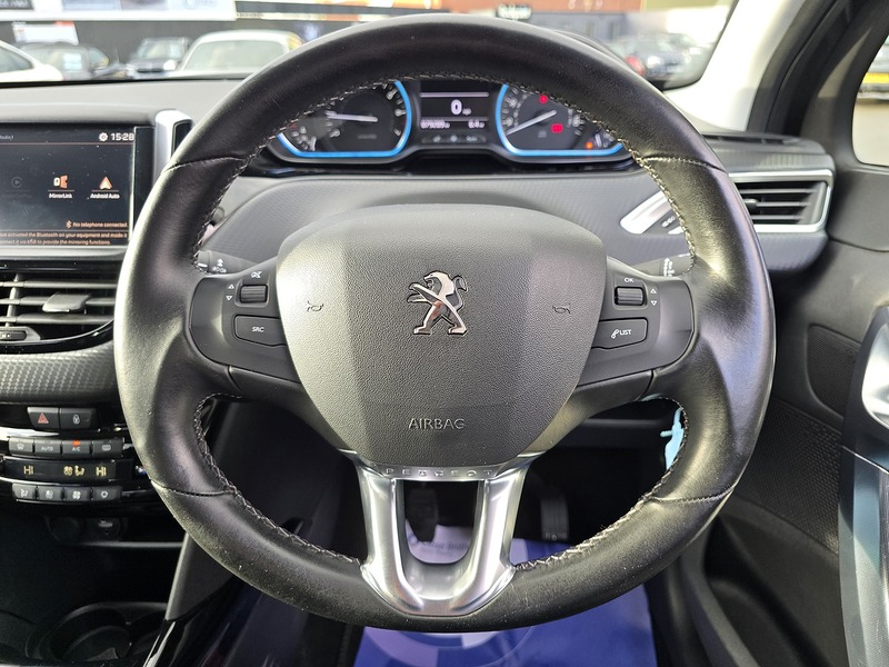 Peugeot 2008 PureTech Allure - U91610