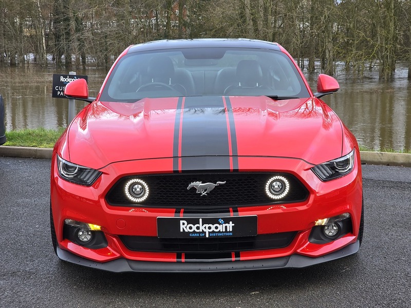 Ford Mustang V8 GT - U91620