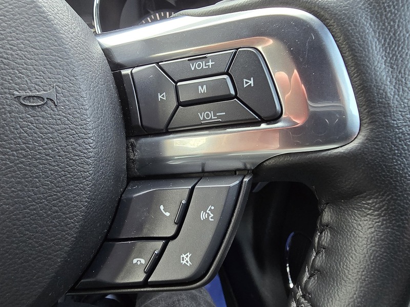 Ford Mustang V8 GT - U91620