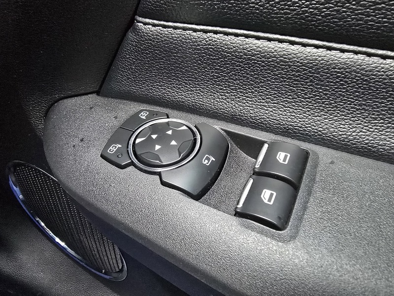 Ford Mustang V8 GT - U91620