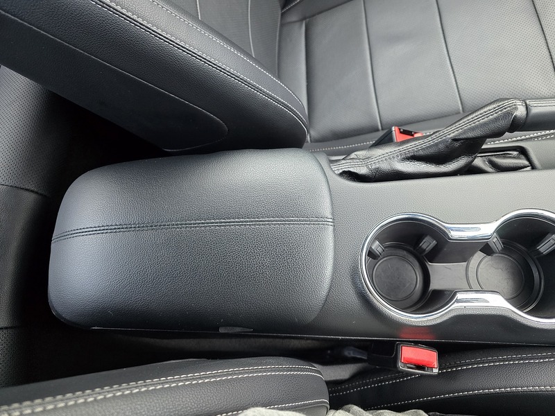 Ford Mustang V8 GT - U91620