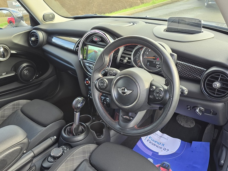 MINI Hatch Cooper S - U91625