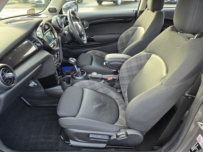 MINI Hatch Cooper S - U91625
