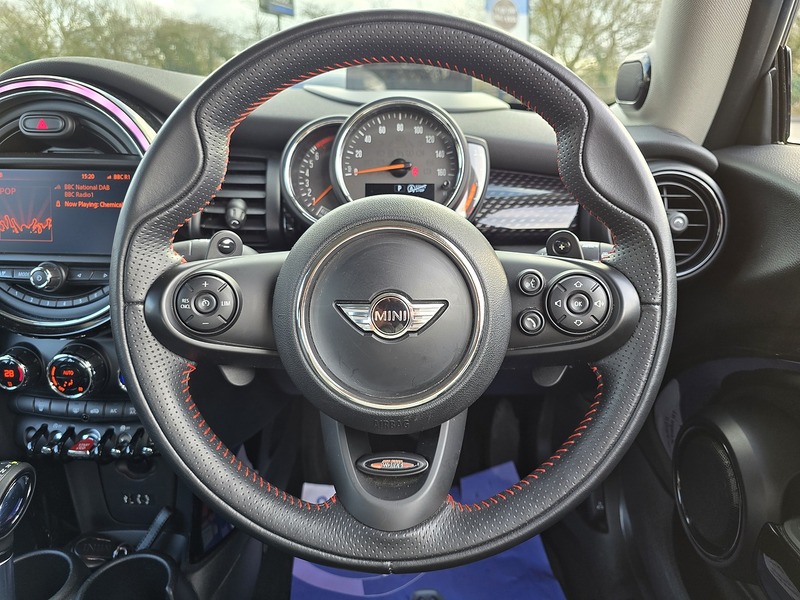 MINI Hatch Cooper S - U91625
